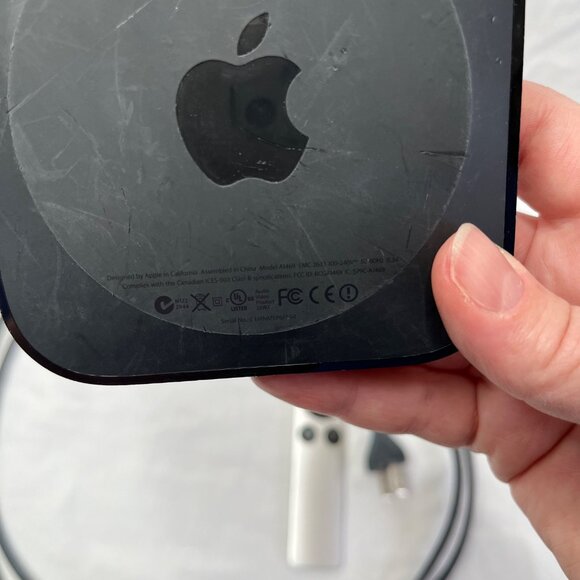 Apple TV 3rd Gen A1469 1080p HD Streaming Box W/ Remote & Power Cord - Picture 6 of 10